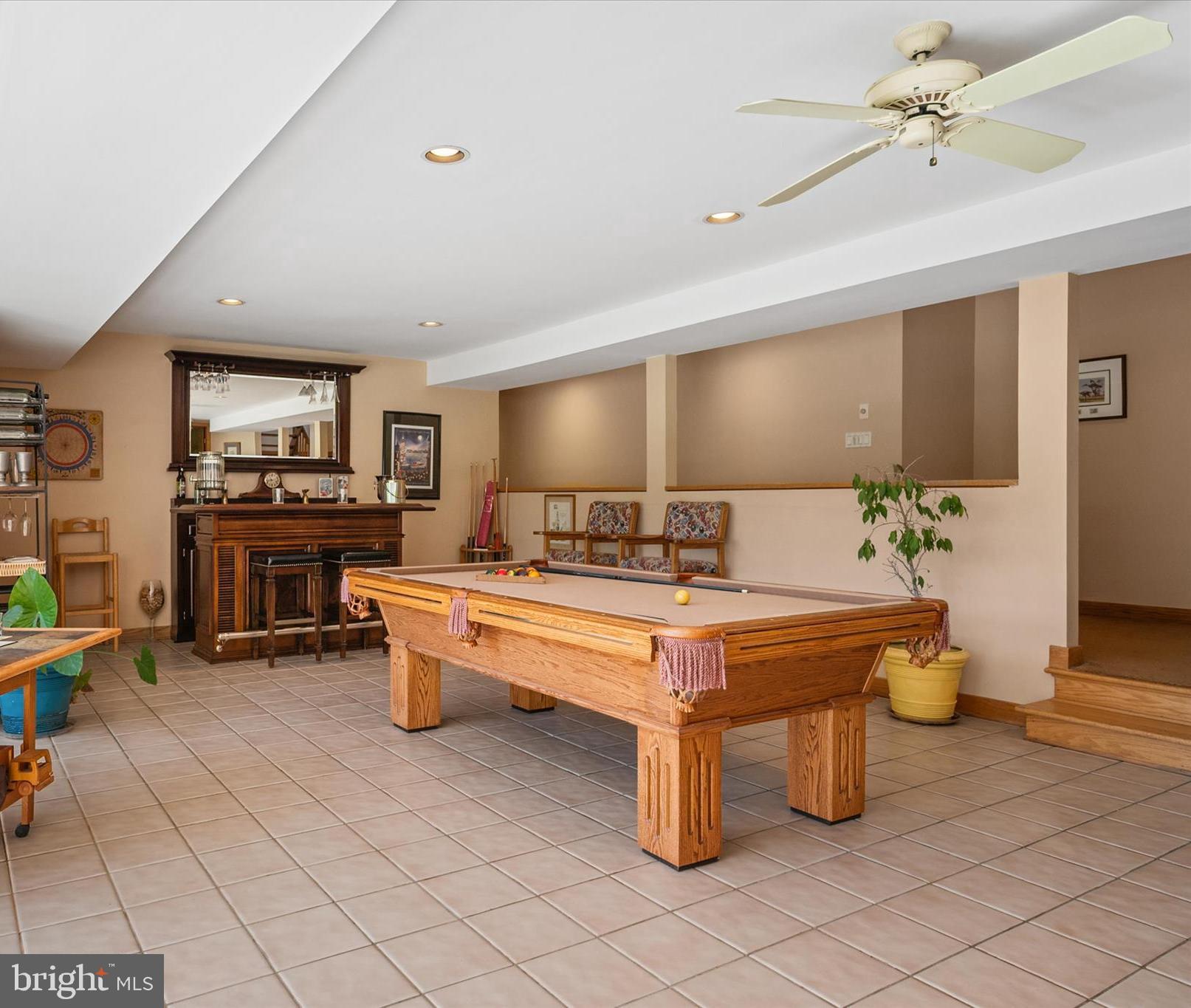 1588 EATON WAY