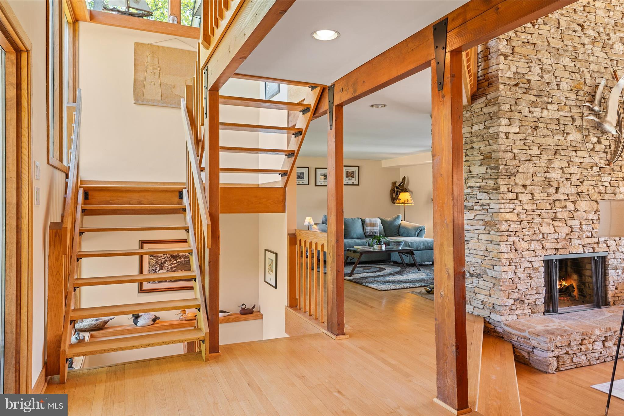 1588 EATON WAY