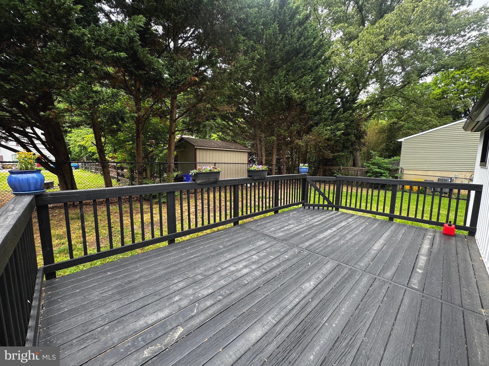 864 DOGWOOD TRAIL
