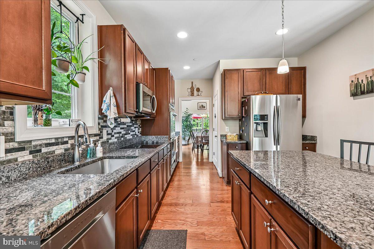 1457 GILBERT ROAD