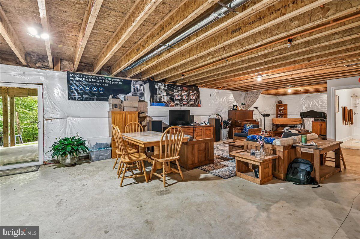 1457 GILBERT ROAD