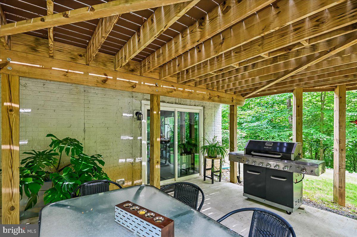1457 GILBERT ROAD