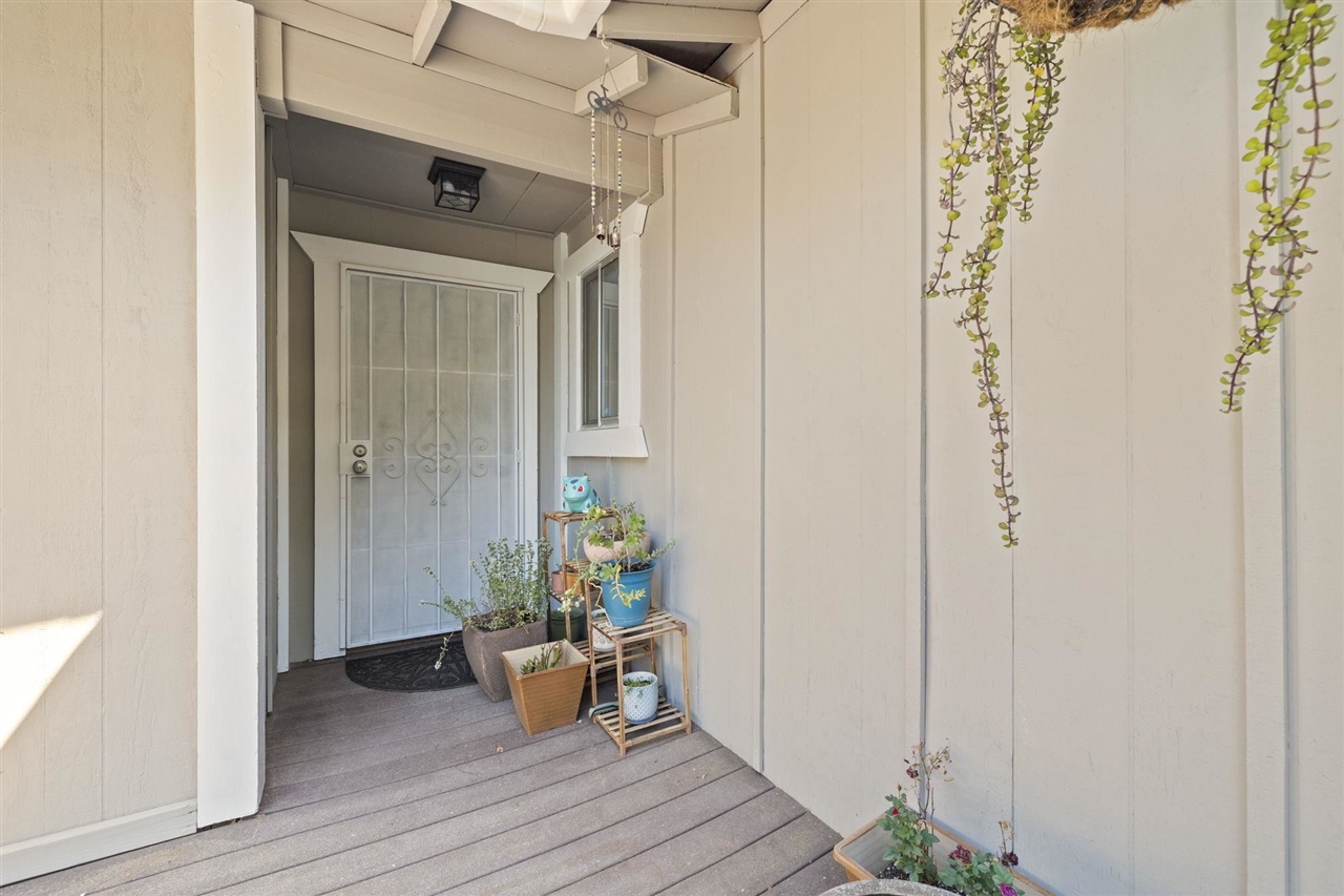 15512 Paseo De Los Robles