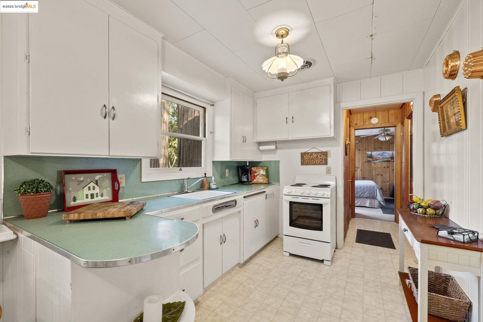 21705 Cedar Springs Rd