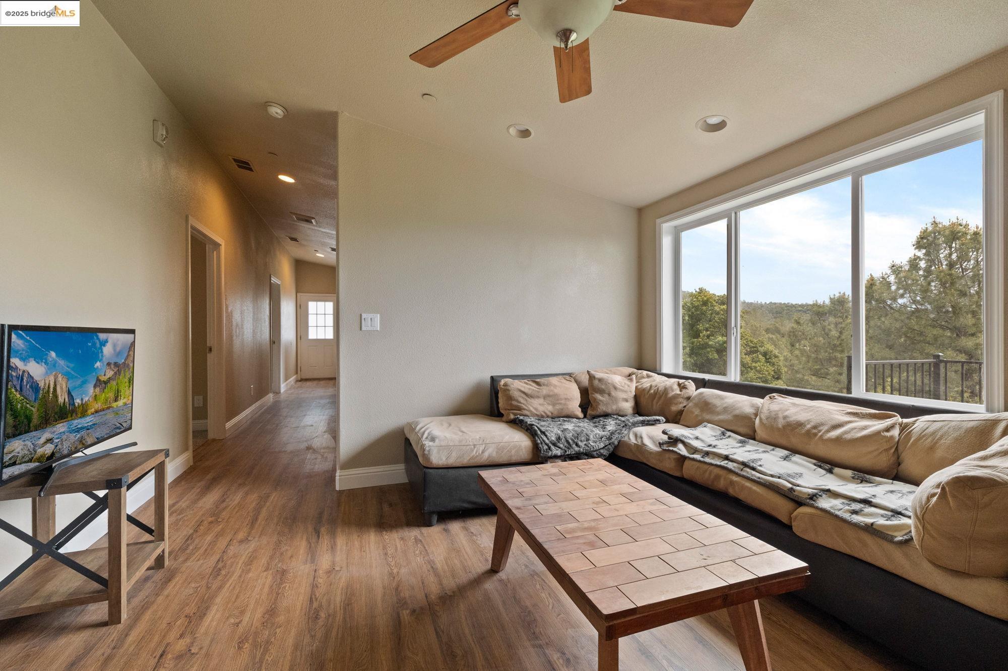 14865 W Blue Bell Rd