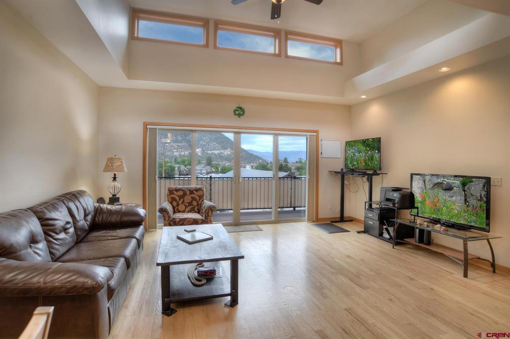 9 Sage Hill Court