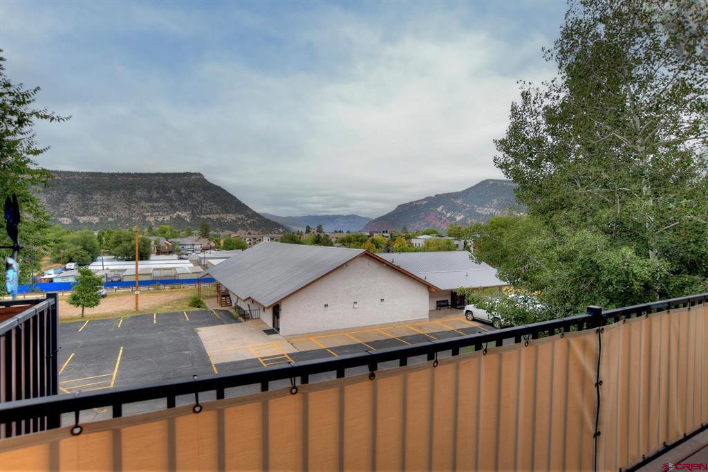 9 Sage Hill Court