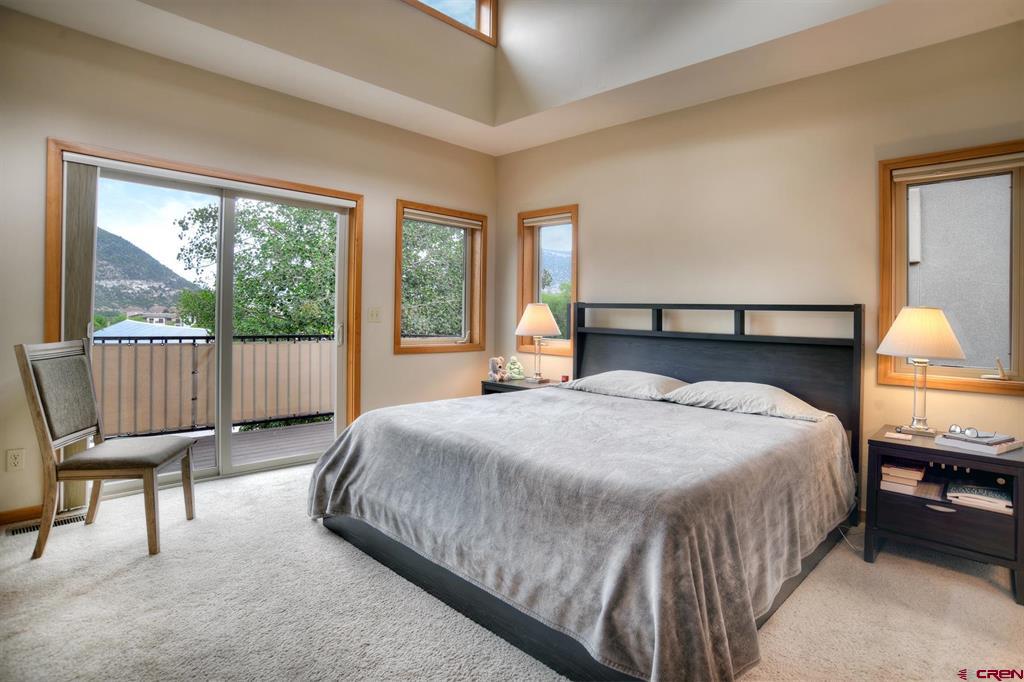 9 Sage Hill Court