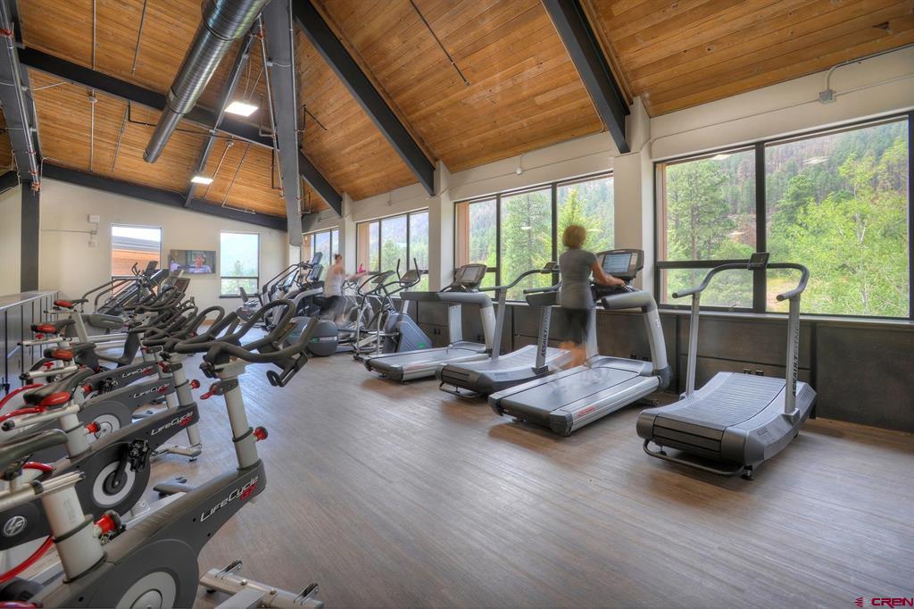 314 N Tamarron Drive Unit: 207