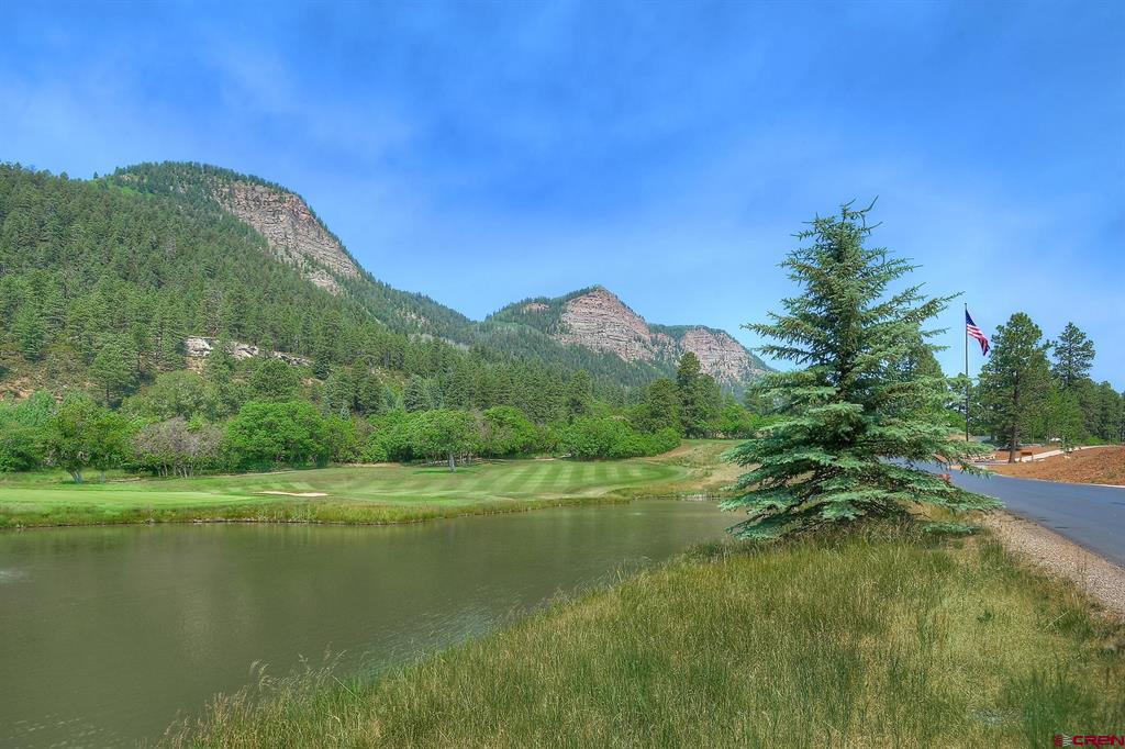 314 N Tamarron Drive Unit: 207