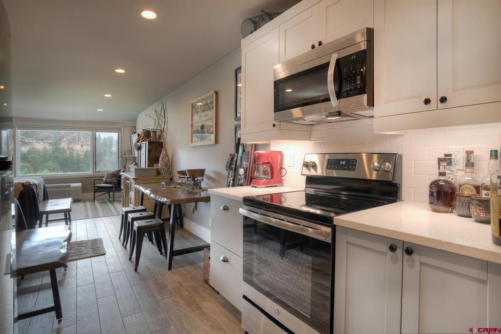 314 N Tamarron Drive Unit: 207