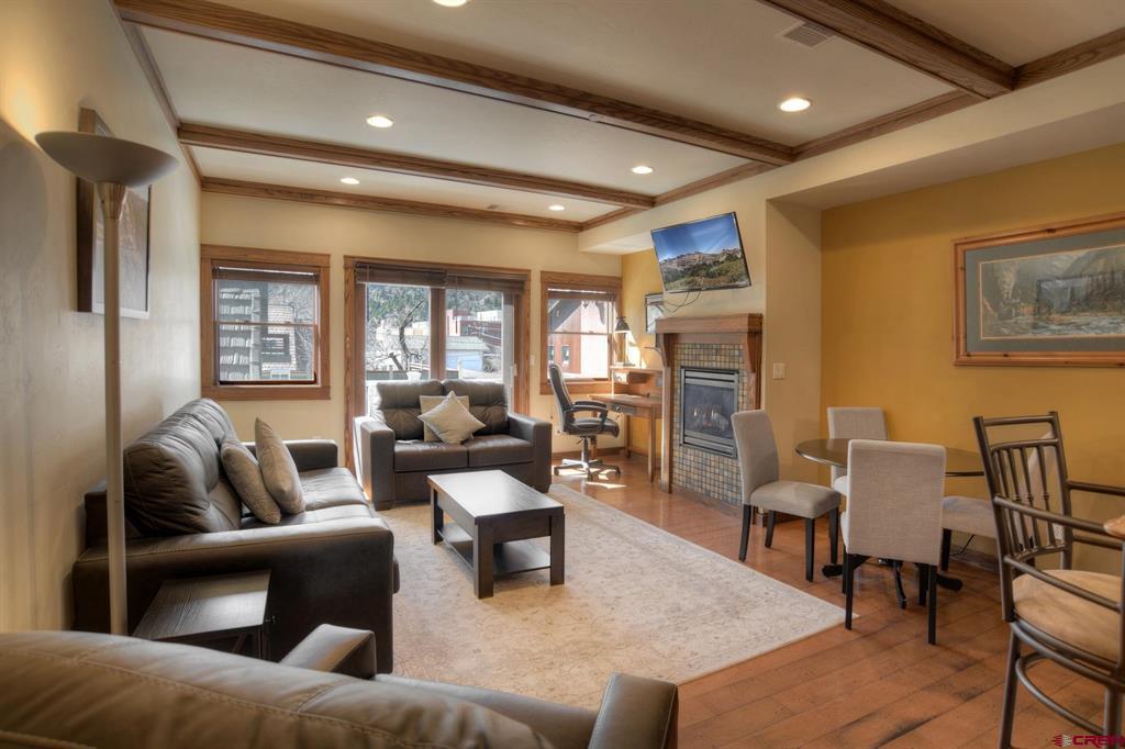 270 E College Drive Unit: 202