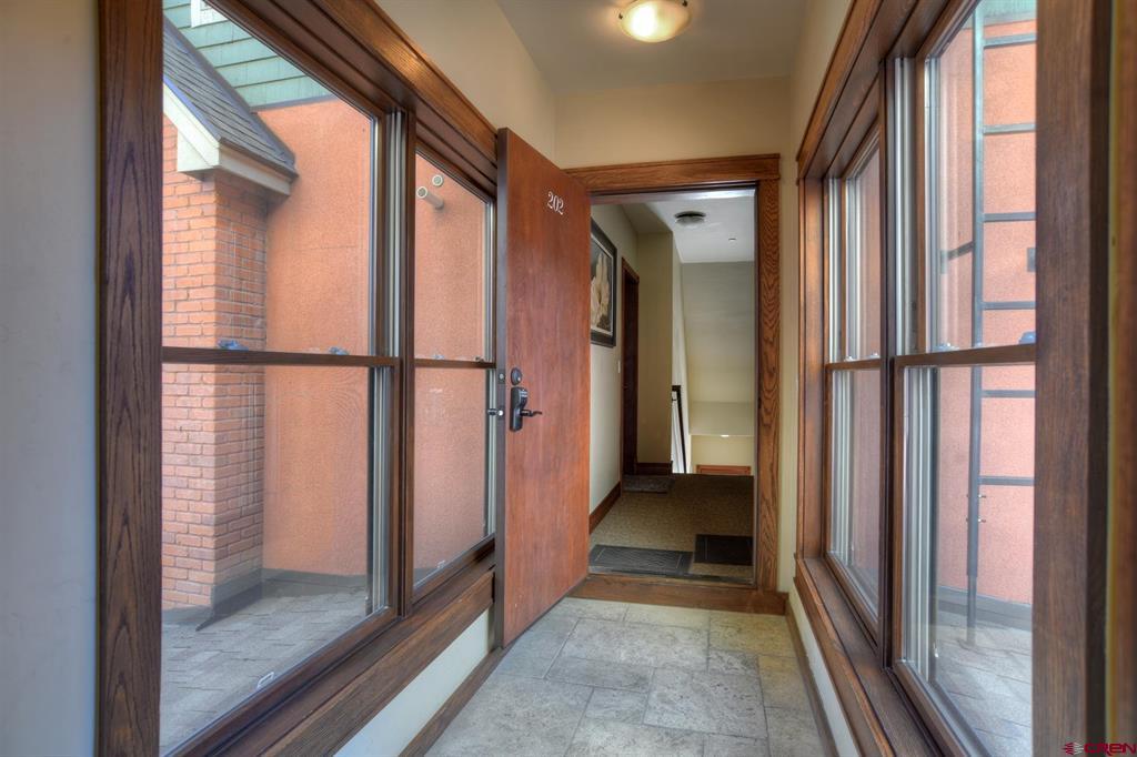 270 E College Drive Unit: 202