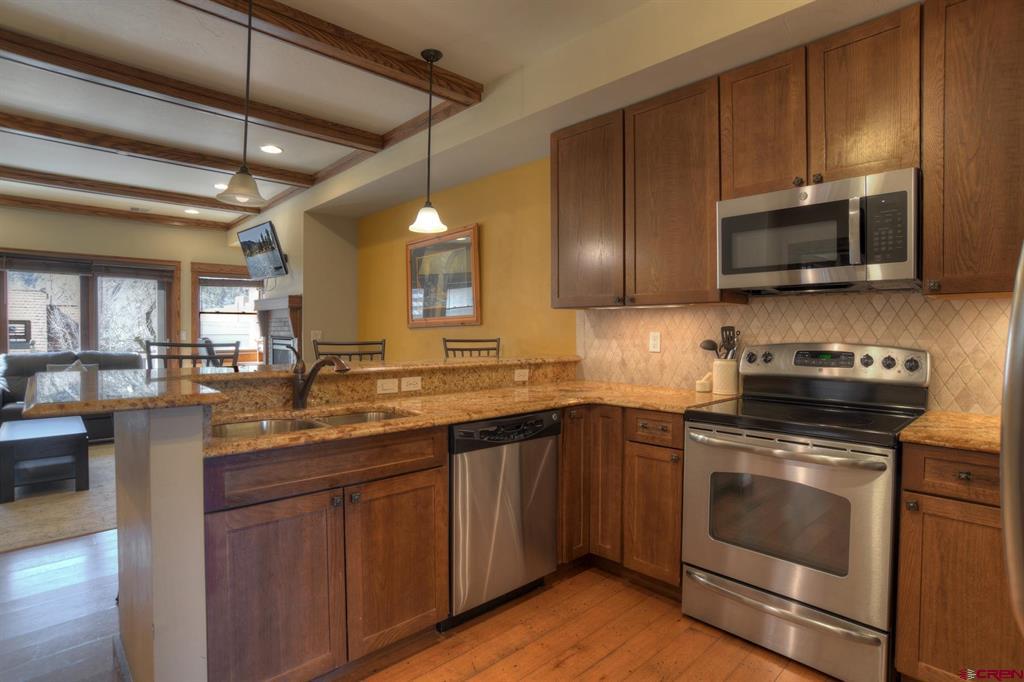 270 E College Drive Unit: 202