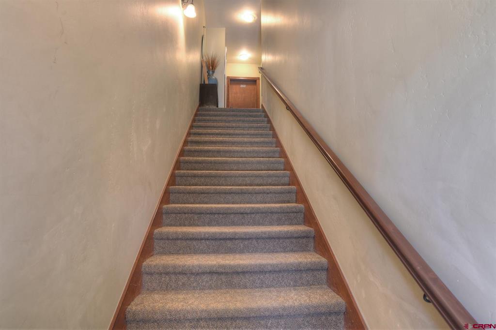 270 E College Drive Unit: 202