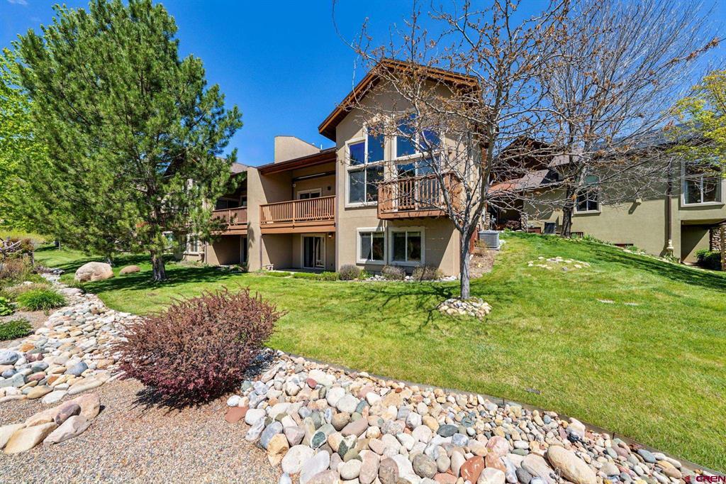 114 River Oaks Court