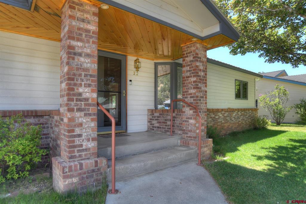 22 Bacus Avenue