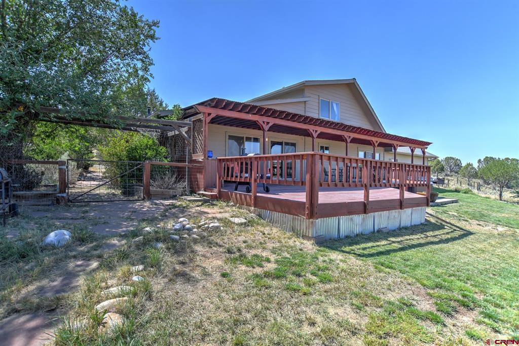 245 Etta Place