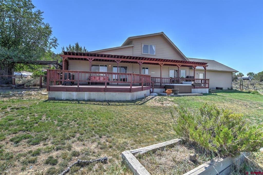 245 Etta Place