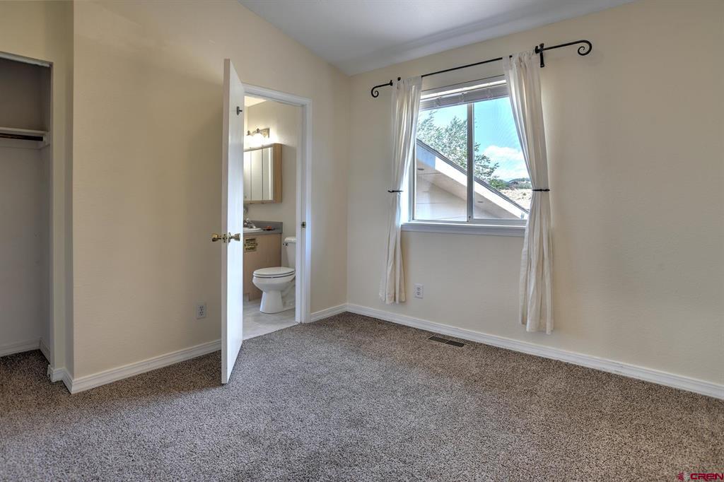 245 Etta Place