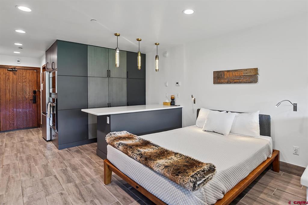 314 N Tamarron Drive Unit: 339