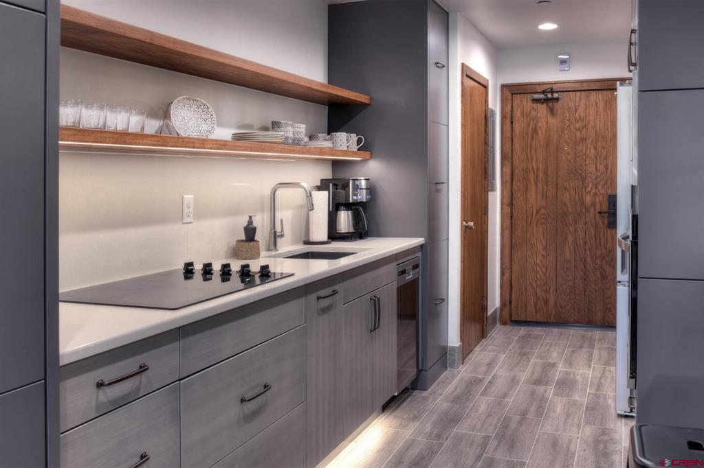 314 N Tamarron Drive Unit: 339