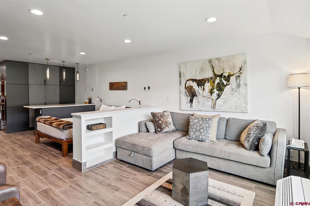 314 N Tamarron Drive Unit: 339