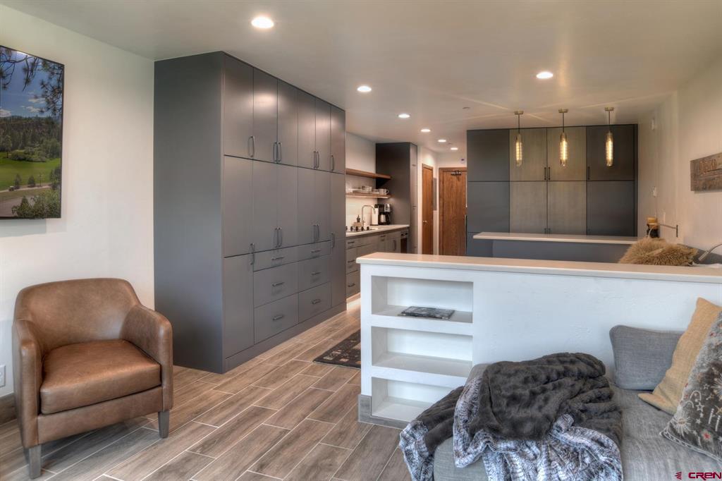 314 N Tamarron Drive Unit: 339