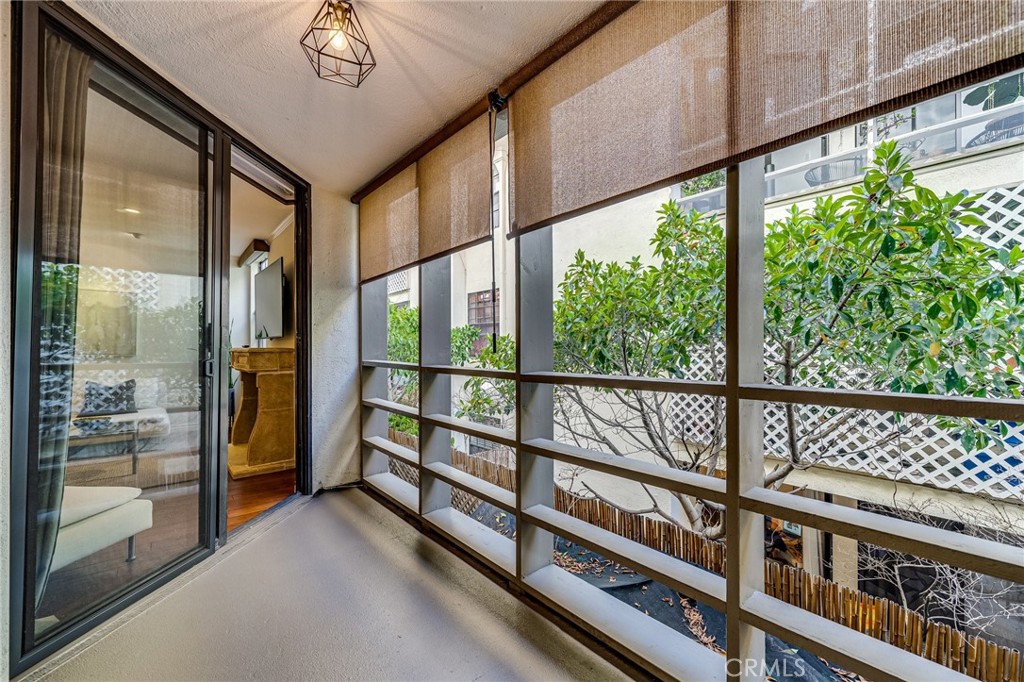 750 N Kings Road 220