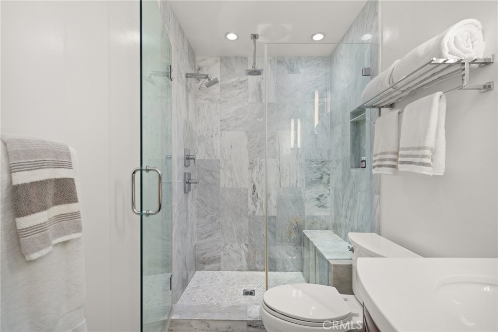 750 N Kings Road 220