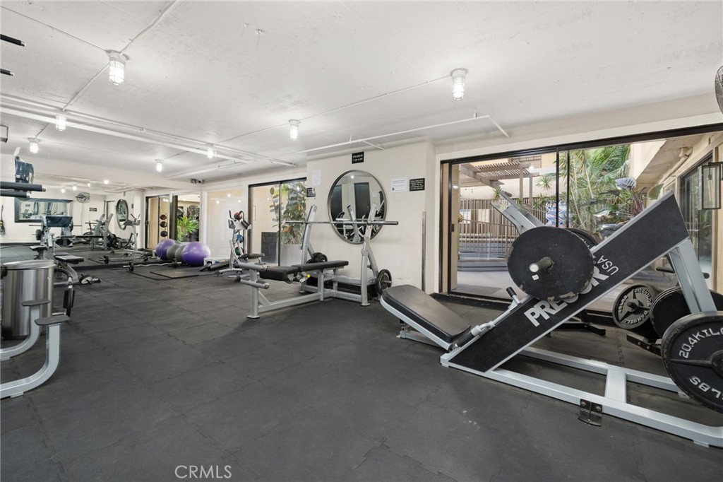 750 N Kings Road 220