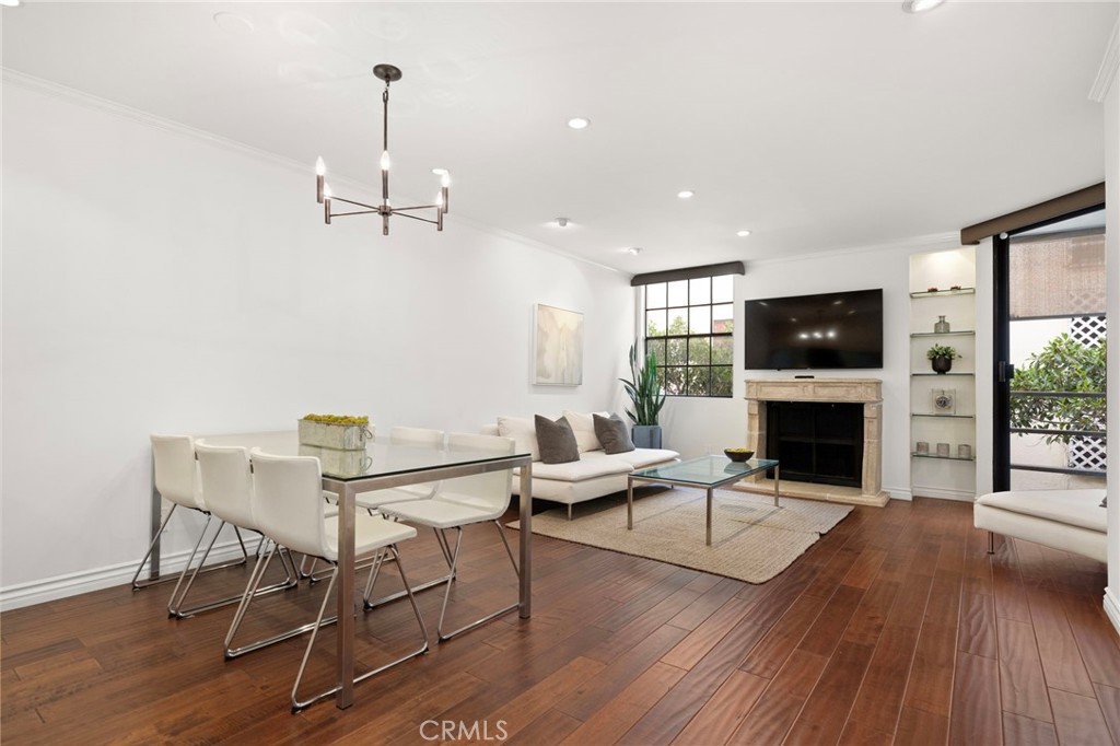 750 N Kings Road 220