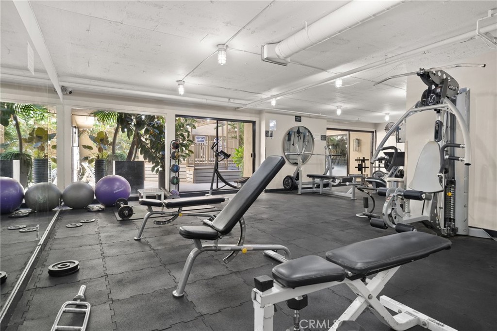 750 N Kings Road 220