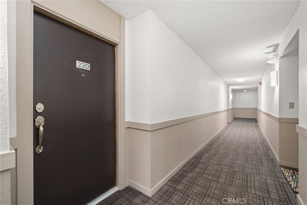 750 N Kings Road 220