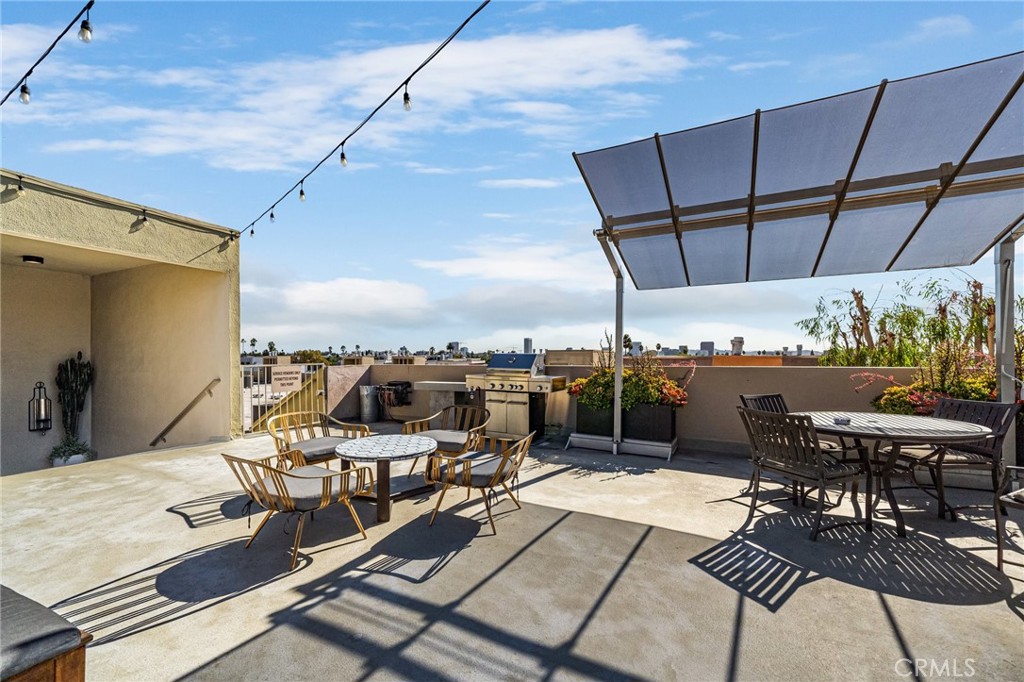 750 N Kings Road 220