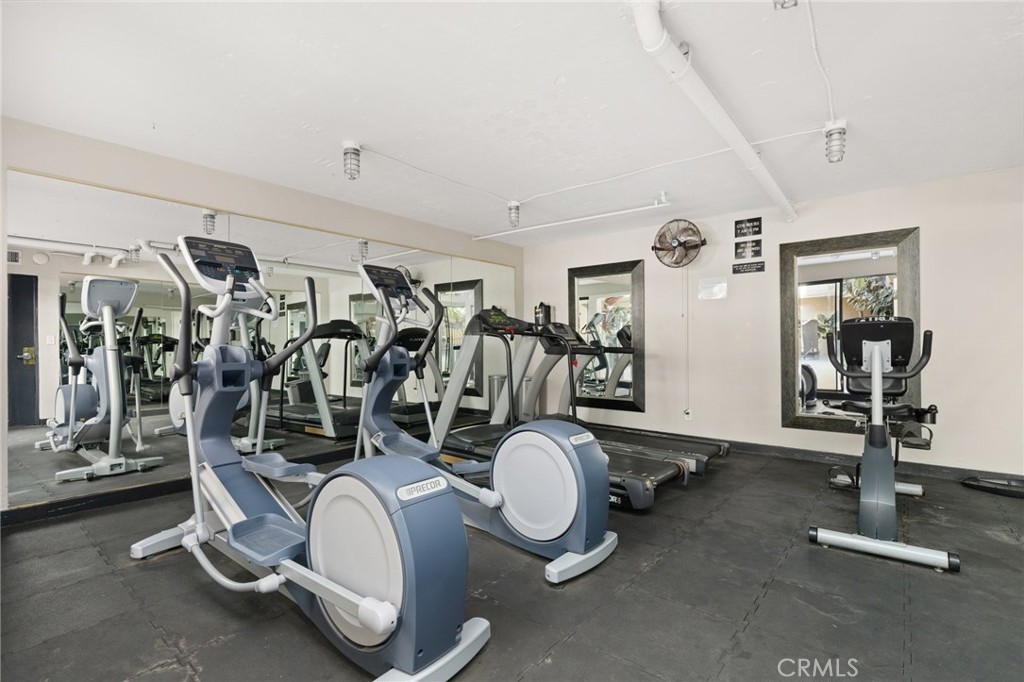 750 N Kings Road 220