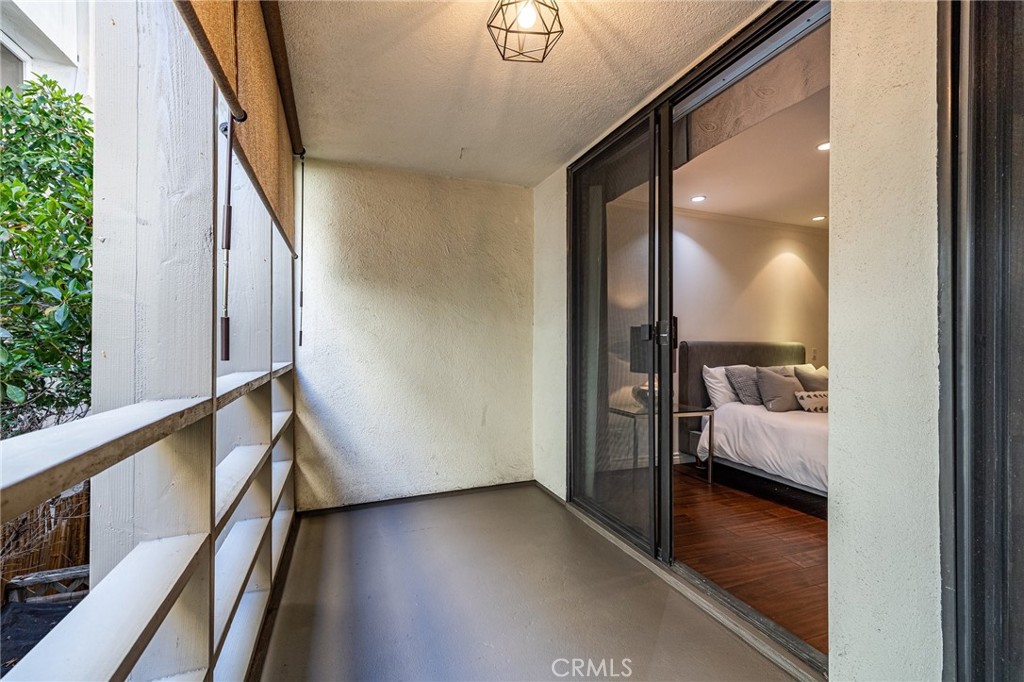 750 N Kings Road 220