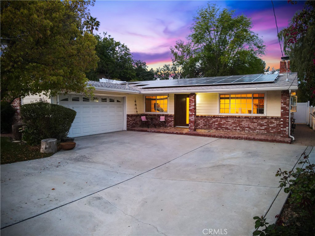 7044 Scarborough Peak Drive