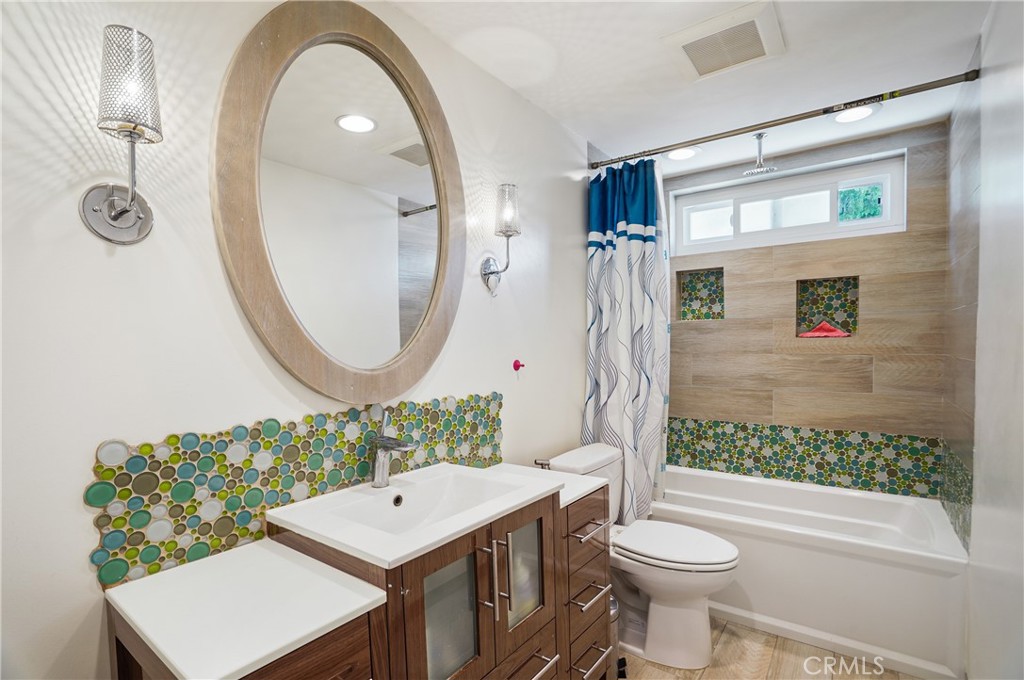 7044 Scarborough Peak Drive