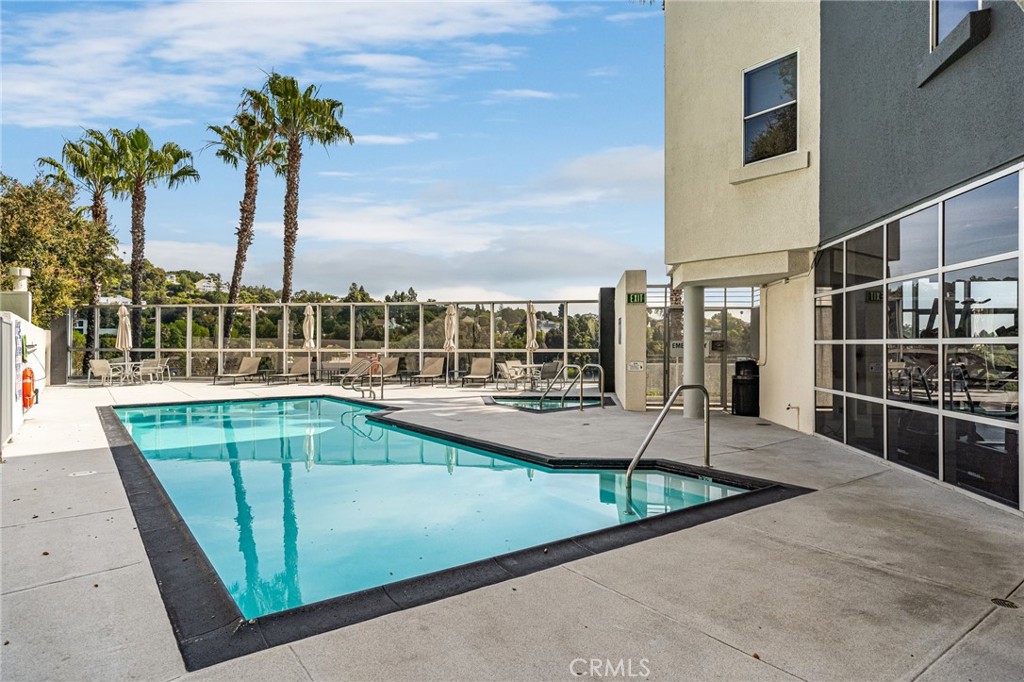 171 N Church Lane 407