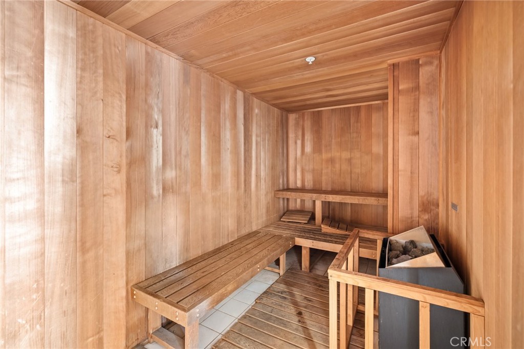 171 N Church Lane 407