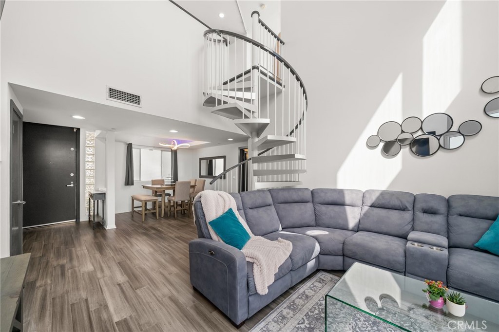 171 N Church Lane 407