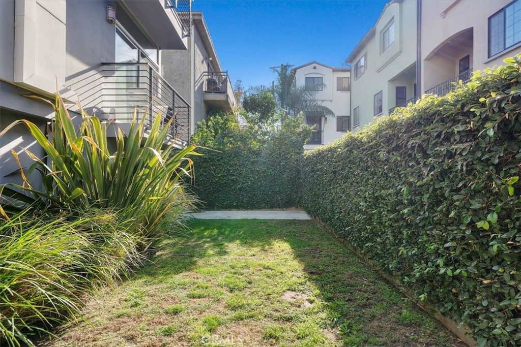 12908 Bloomfield Street 102