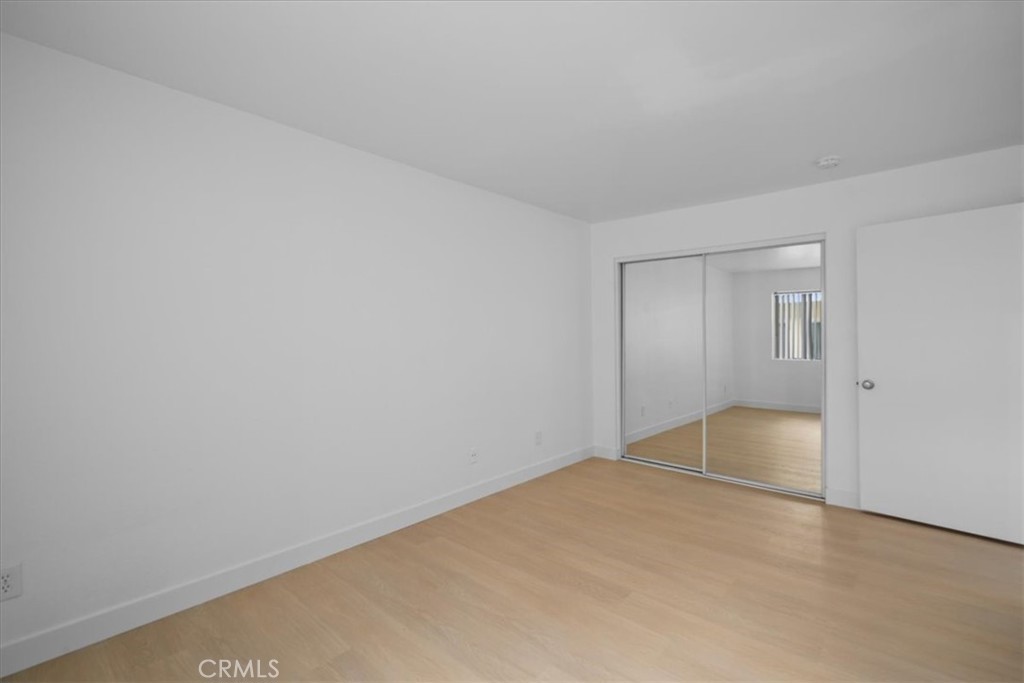 14937 Dickens Street 209