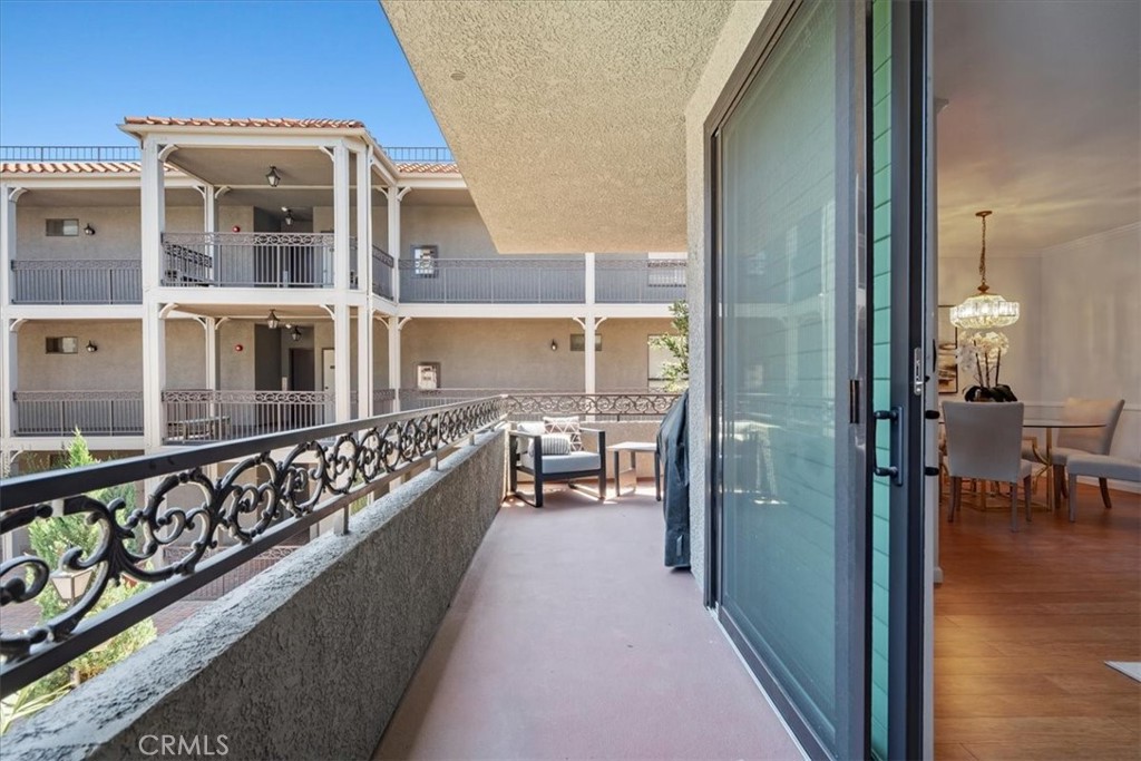 14844 Dickens Street 208