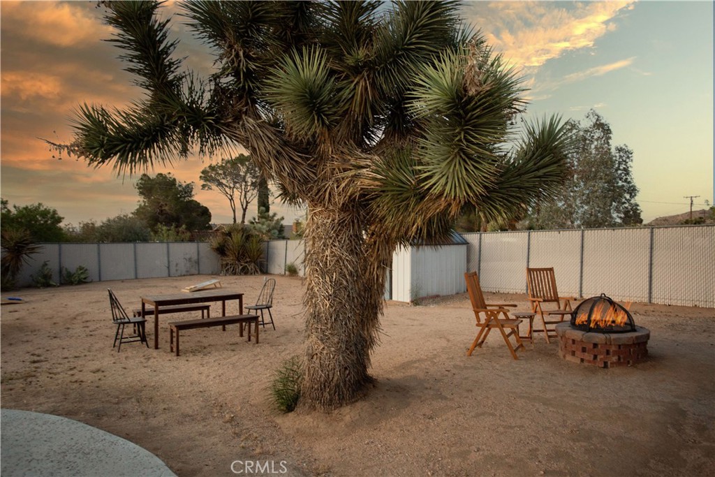 58338 Desert Gold Drive