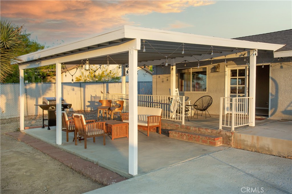 58338 Desert Gold Drive