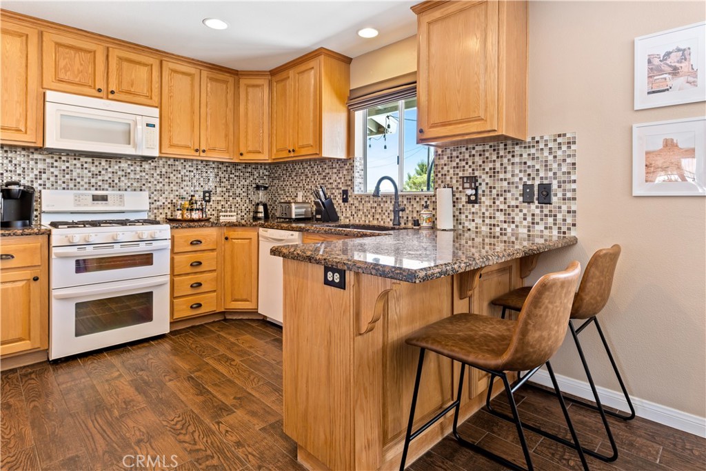 58338 Desert Gold Drive