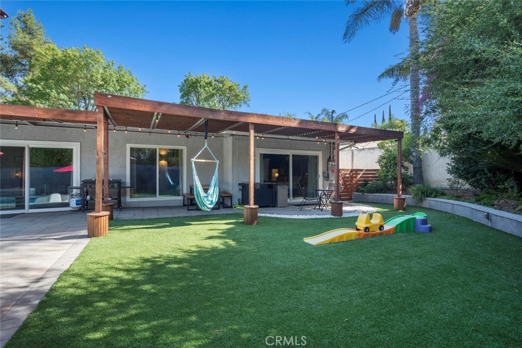 23701 Clarendon Street