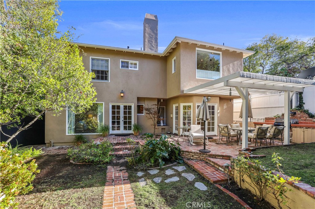 14015 Roblar Rd